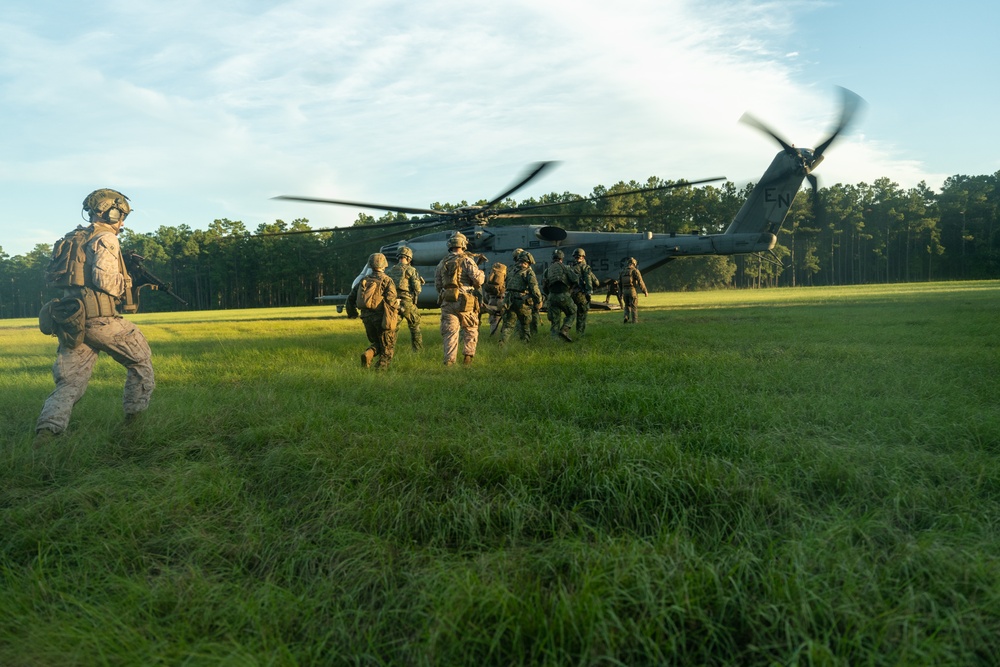 2nd ANGLICO and NATO Allies Conduct Onboarding Drills During Burmese Chase 24