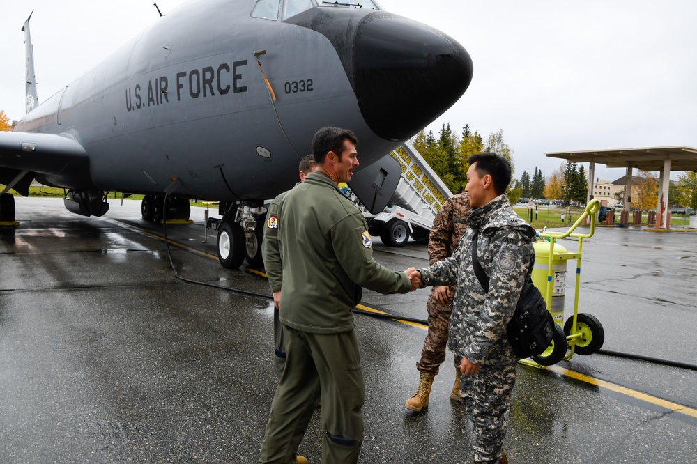 Alaska Guardsmen host Mongolia, strengthen military-to-military partnership