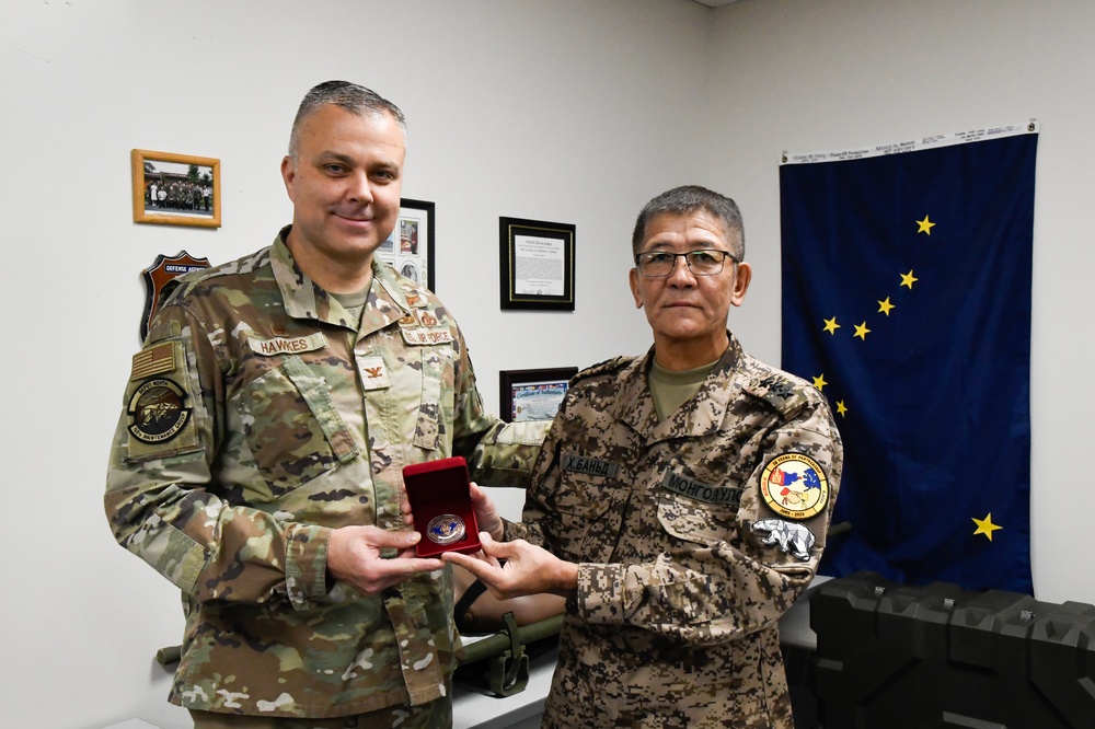 Alaska Guardsmen host Mongolia, strengthen military-to-military partnership