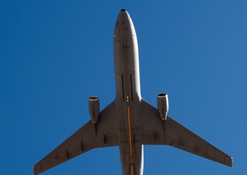 Travis AFB bids farewell to last KC-10 