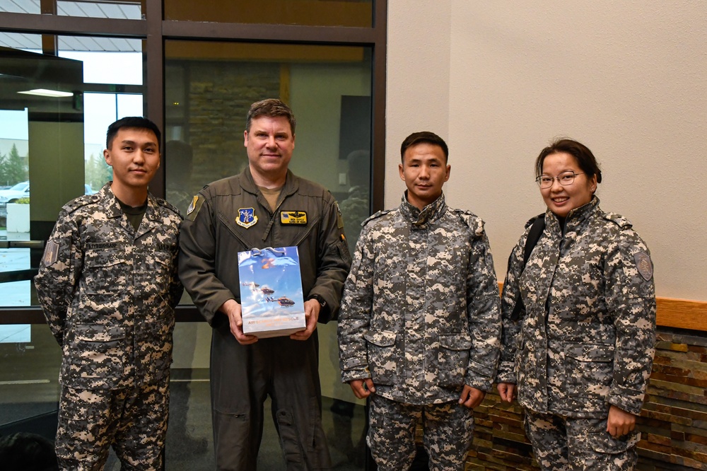 Alaska Guardsmen host Mongolia, strengthen military-to-military partnership