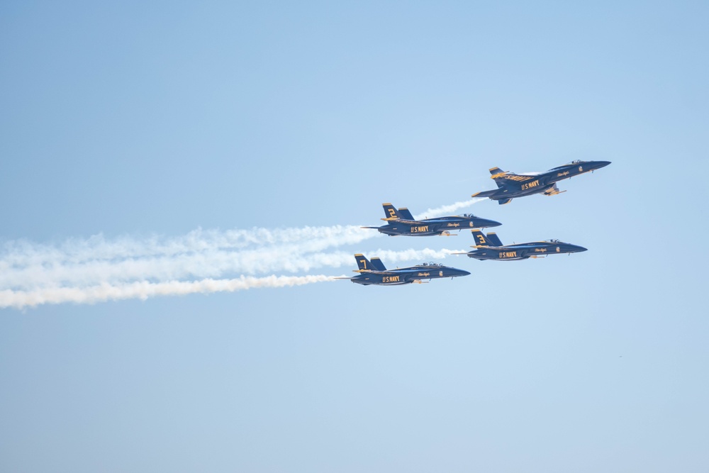 2024 America's Airshow Practice: U.S. Navy Blue Angels