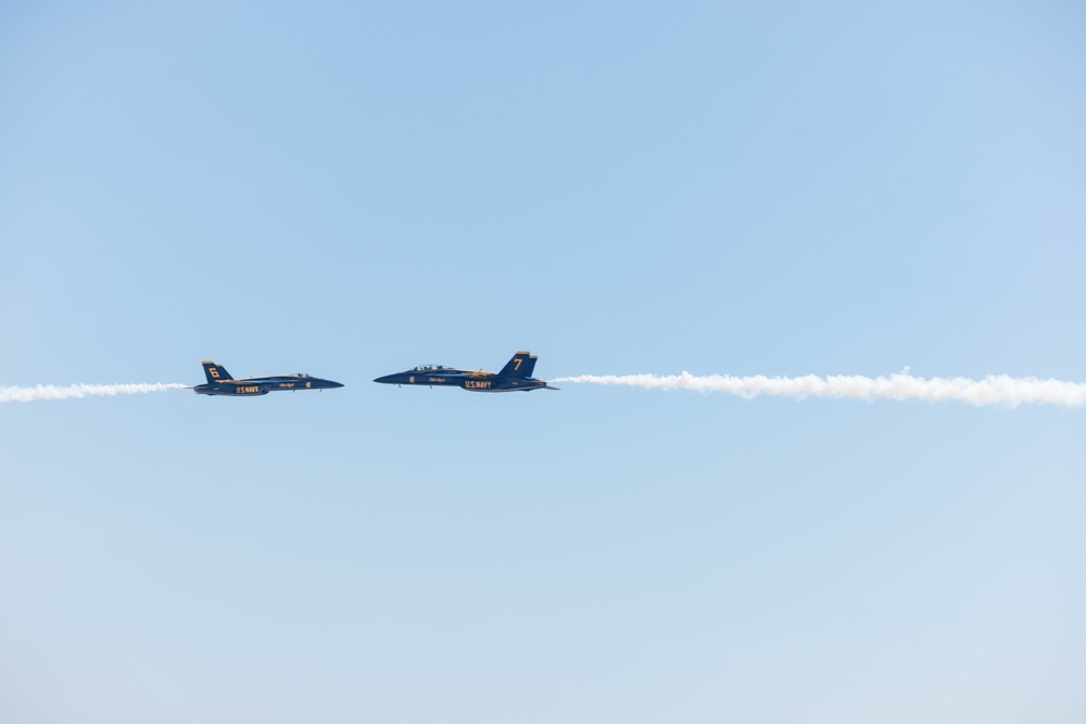 2024 America's Airshow Practice: Blue Angles