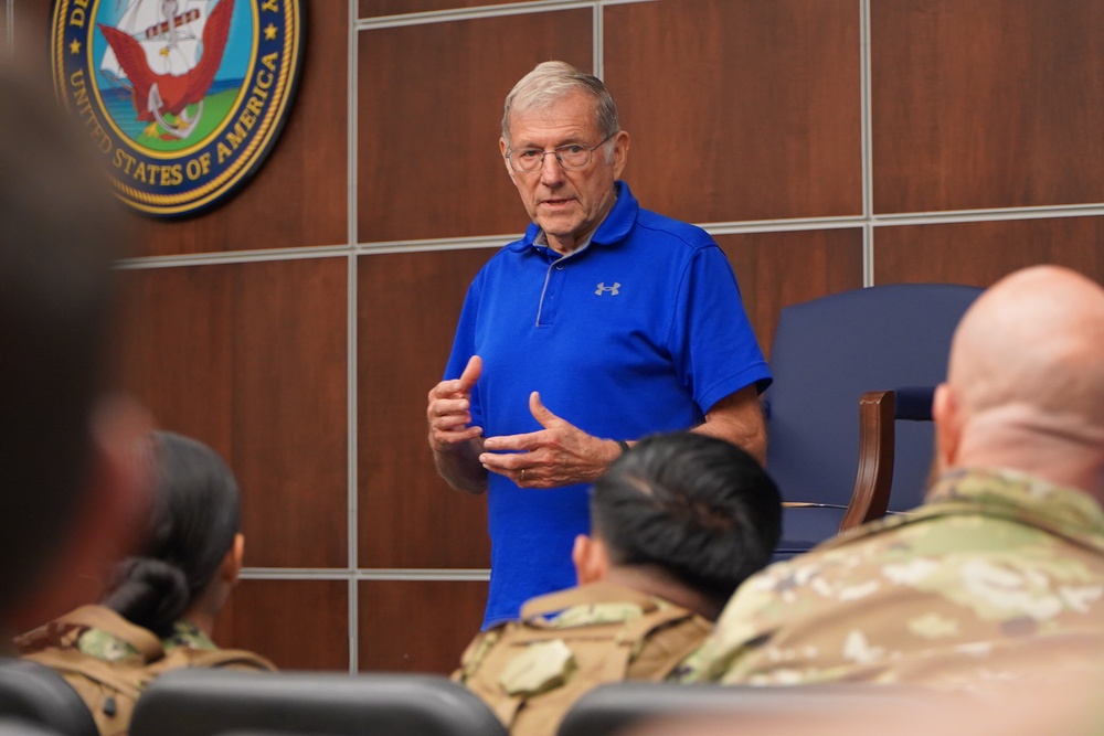 MCPON Bushey visits Cheatham Annex