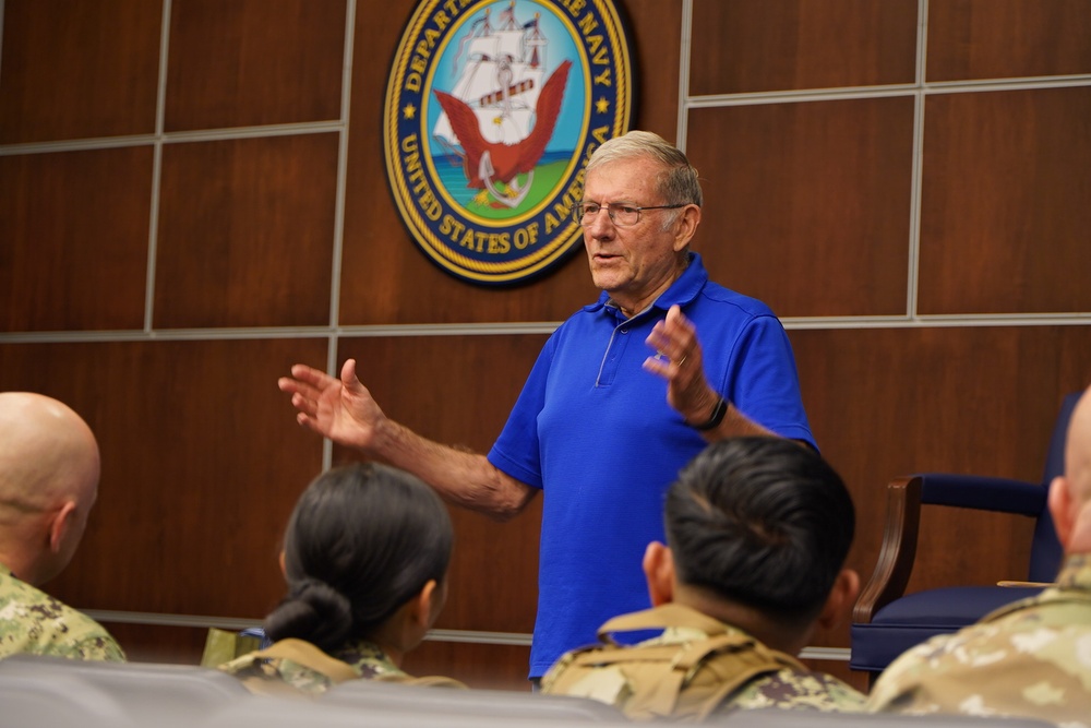 MCPON Bushey visits Cheatham Annex