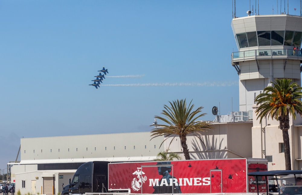 2024 America's Airshow Practice: U.S. Navy Blue Angels