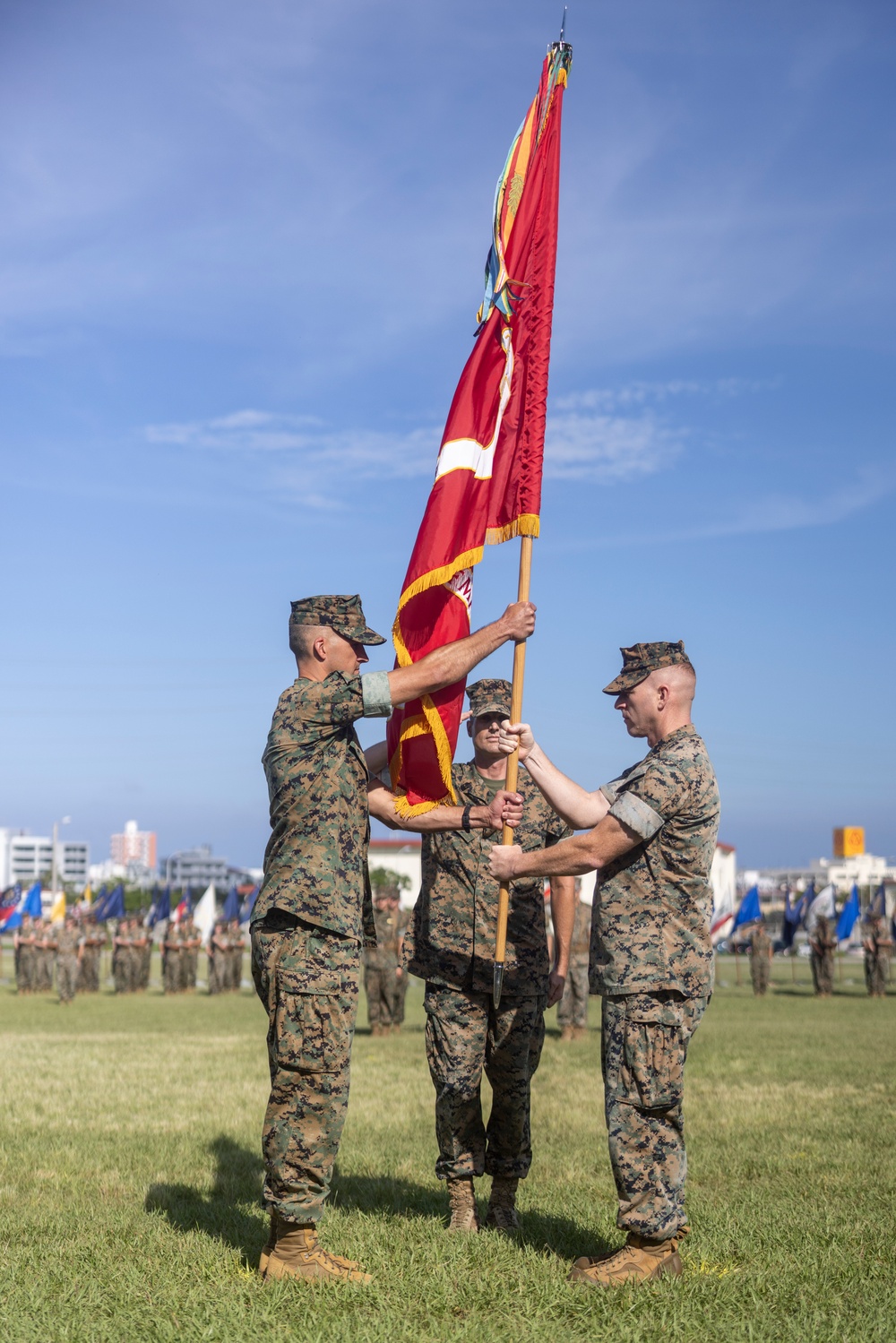 Marine Wing Headquarters Squadron 1 holds change of command, retirement ceremony