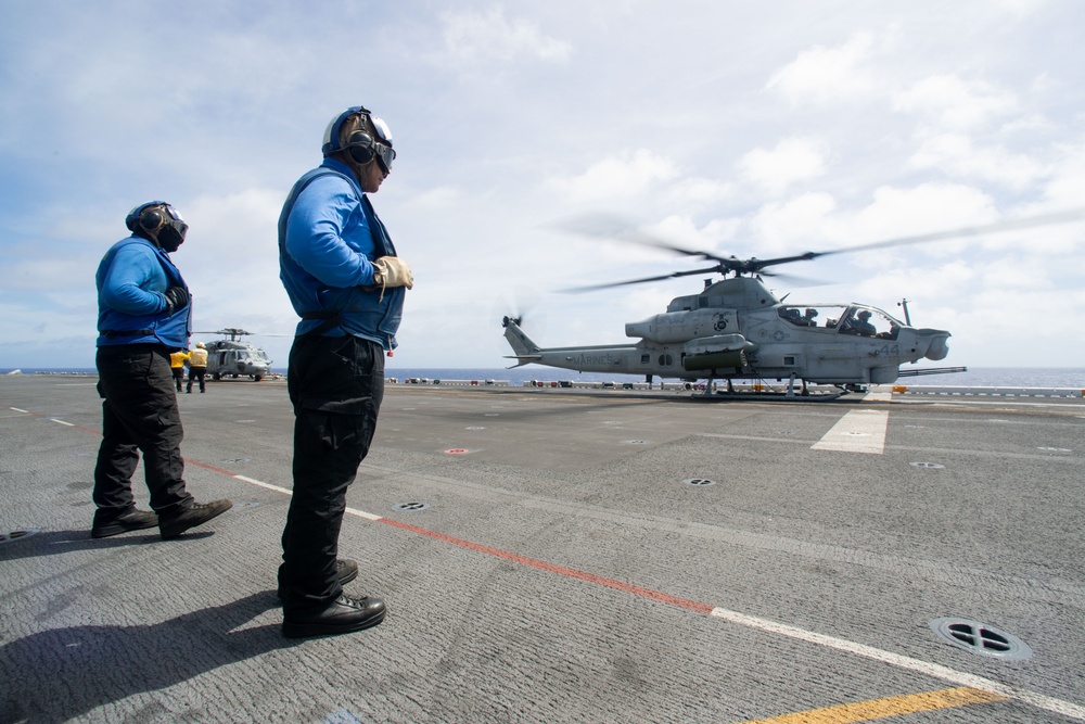 Boxer Conducts Flight Deck Operations