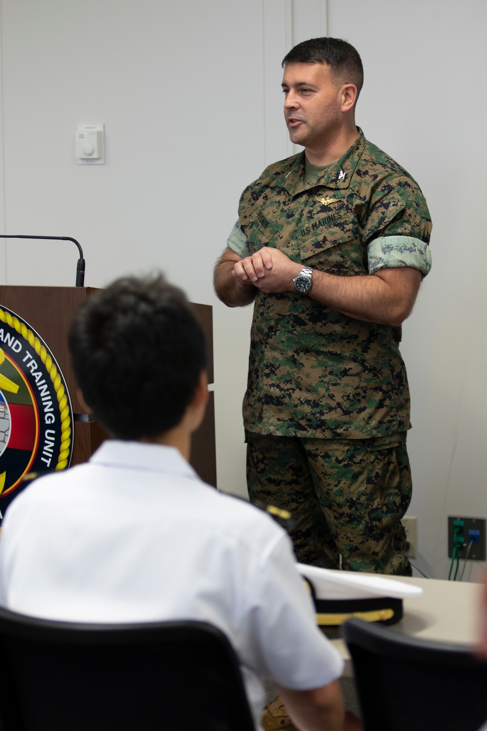 JMSDF Kure Hospital members tour the Naval Family Branch Clinic at MCAS Iwakuni