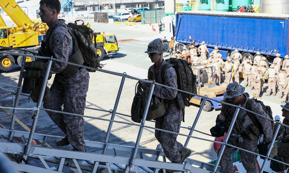 Marines with the USS Oak Hill (LSD 51) Complete Training with the Republic of Cyprus National Guard