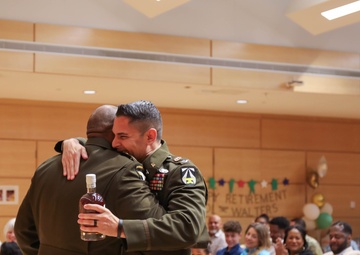WRAIR holds retirement ceremony for Retired Col. Kenny Walters
