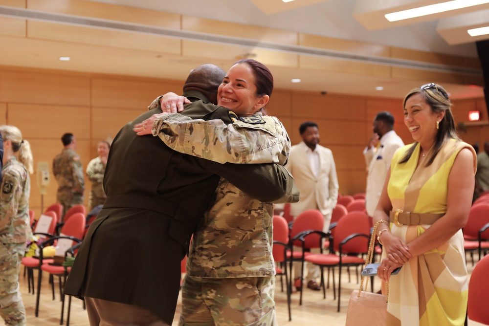 WRAIR holds retirement ceremony for Retired Col. Kenny Walters