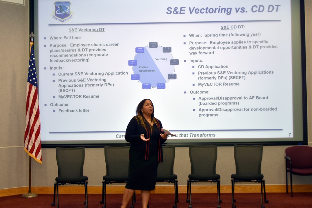 AEDC hosts career planning seminar for scientists, engineers