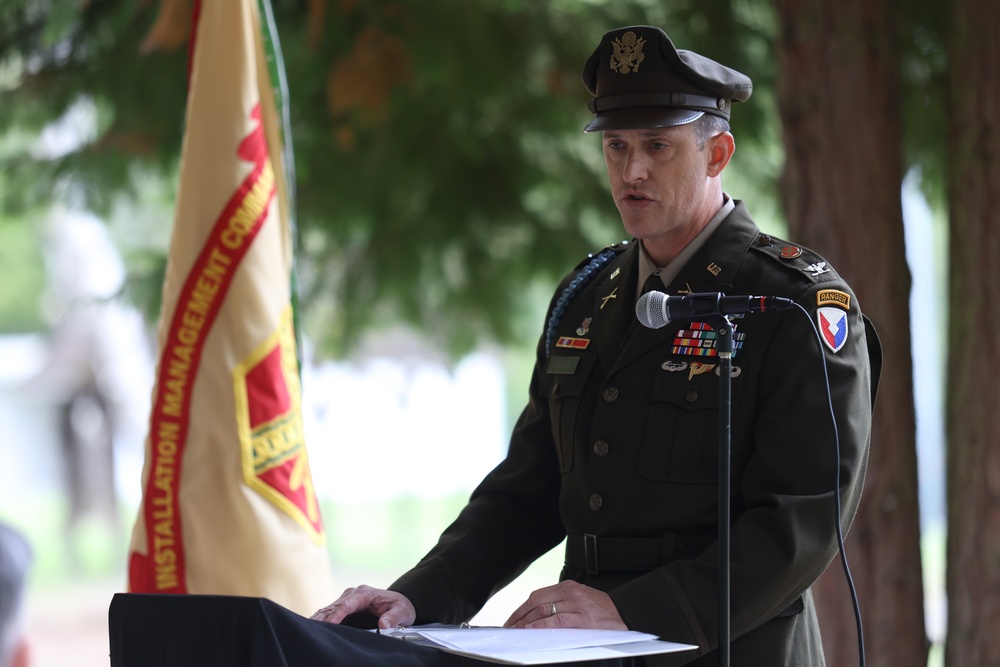 USAG Rheinland-Pfalz hosts Gold Star Mother’s and Family day ceremony