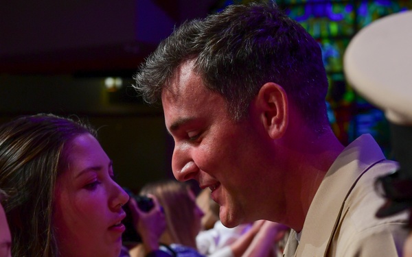 Stennis Conducts Chief Pinning