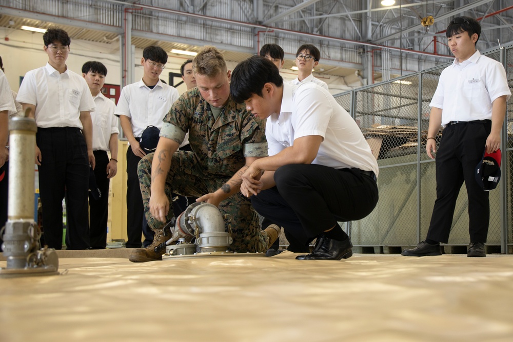 Strengthening Alliances: ROK service members and cadets visit MCBH