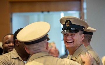 Kearsarge Conducts Chief Pinning Ceremony