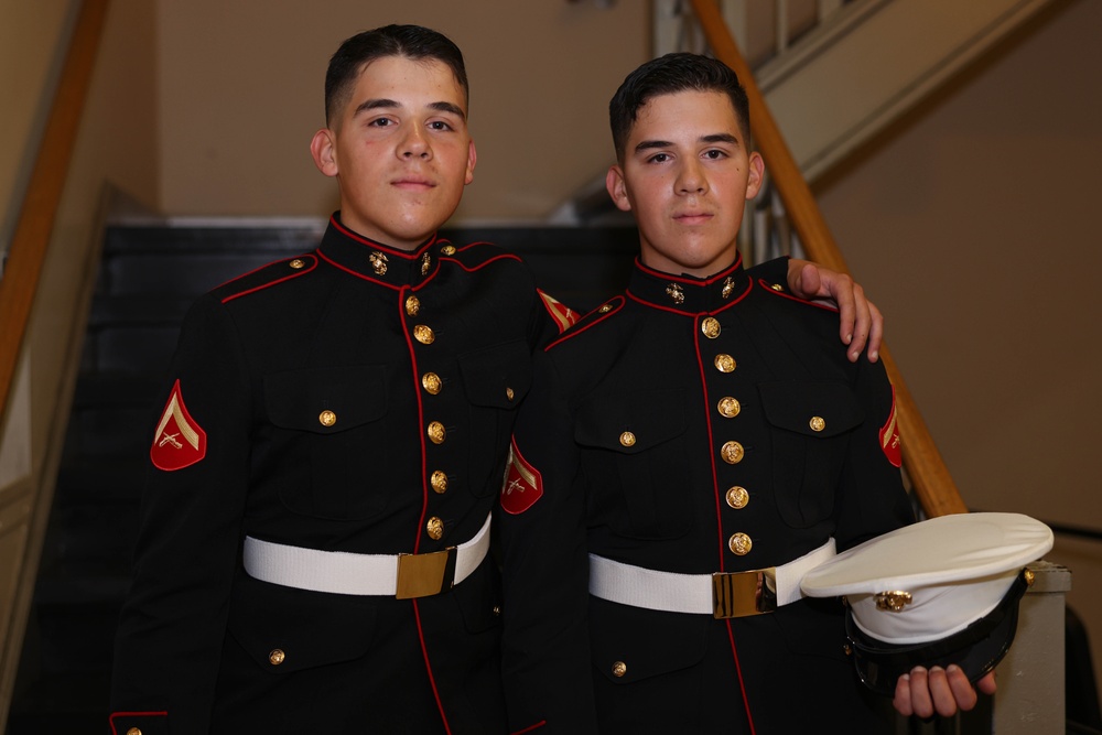 Twins enlist in USMC, become MSGs bound for South Africa