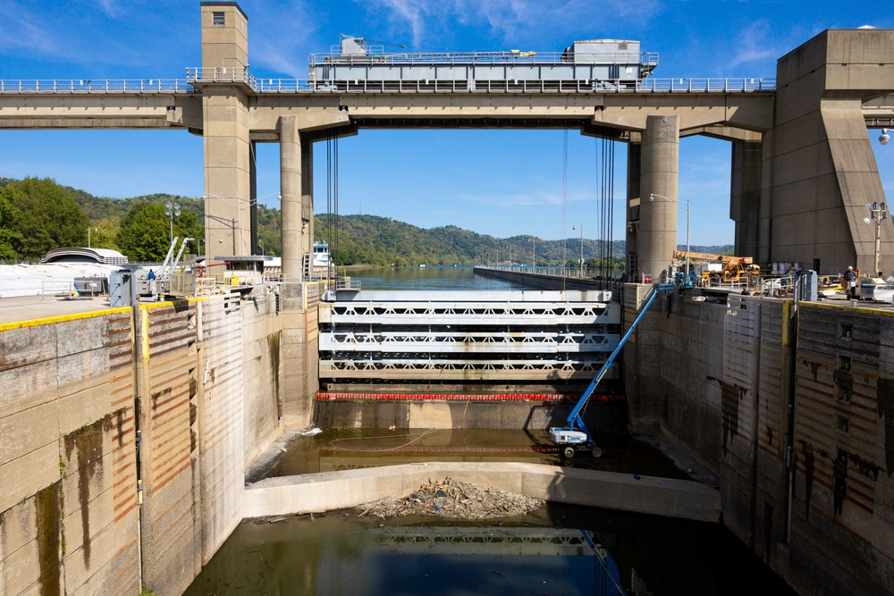 From wear-and-tear to substantial repair: Pittsburgh District extends life of Hannibal Locks and Dam