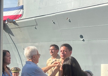 USS Antietam Pins its Final Chiefs