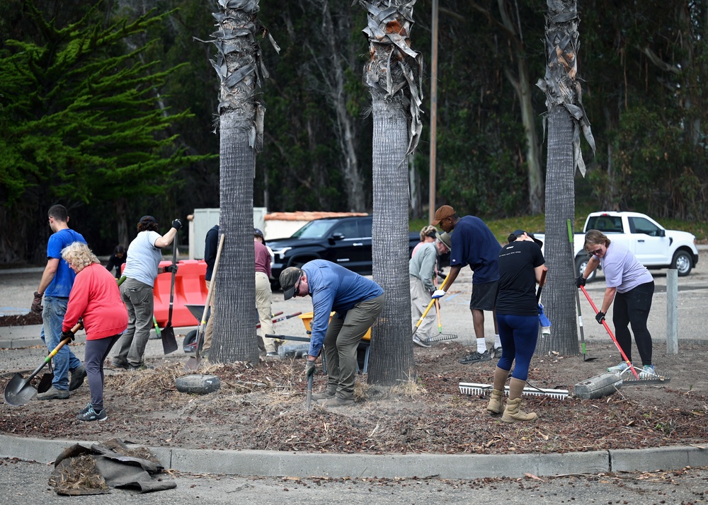 Vandenberg SFB Takes Action for National Public Lands Day