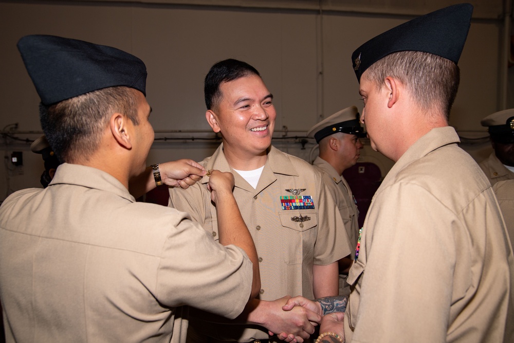 USS Ronald Reagan (CVN 76) advances 18 Chief Petty Officers during ceremony