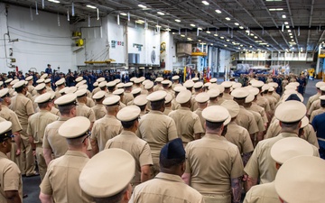 USS Ronald Reagan (CVN 76) advances 18 chief petty officers during ceremony