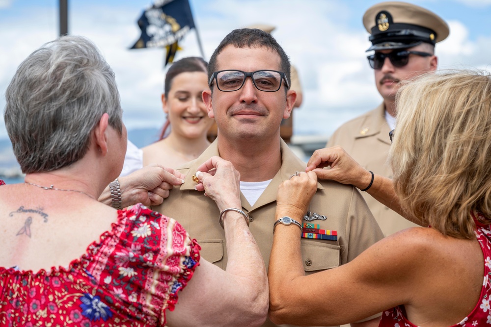 COMSUBPAC Chief Pinning Ceremony