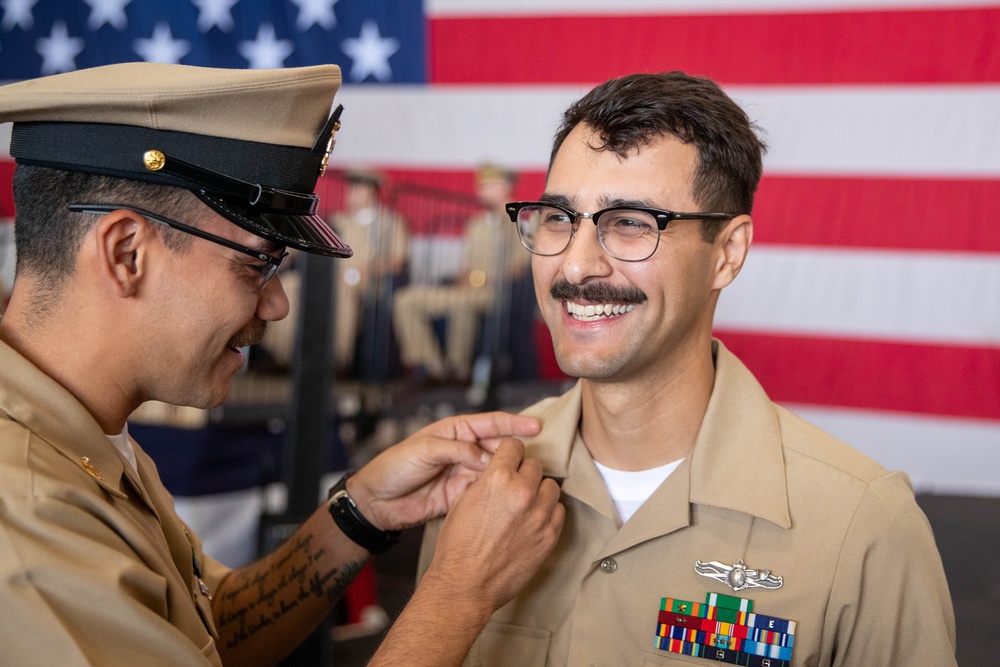 George Washington conducts Chief Pinning