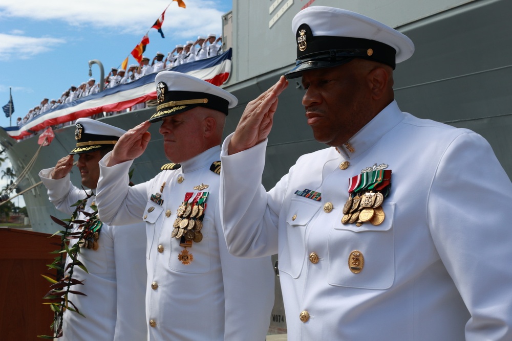 USS Antietam Decommissions, While the Crew Remains Antietam