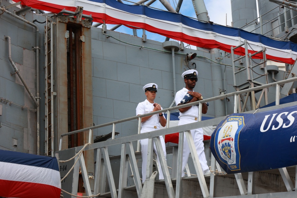 USS Antietam Decommissions, While the Crew Remains Antietam