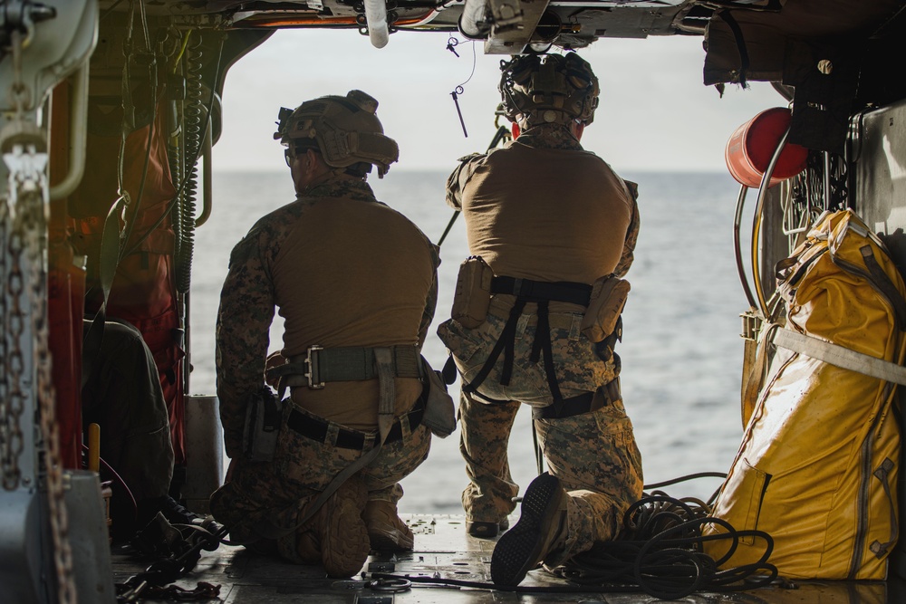 Recon Marines Conduct Rappel Training Aboard USS Boxer