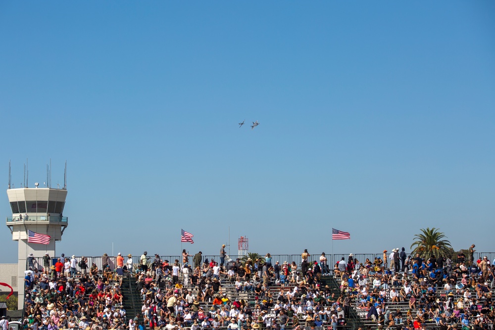 DVIDS Images MCAS Miramar Airshow 2024 Day 1 F22 Raptor & P51D