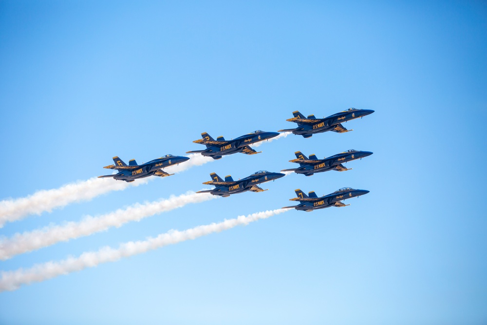 America's Airshow 2024 Day 1: Blue Angels