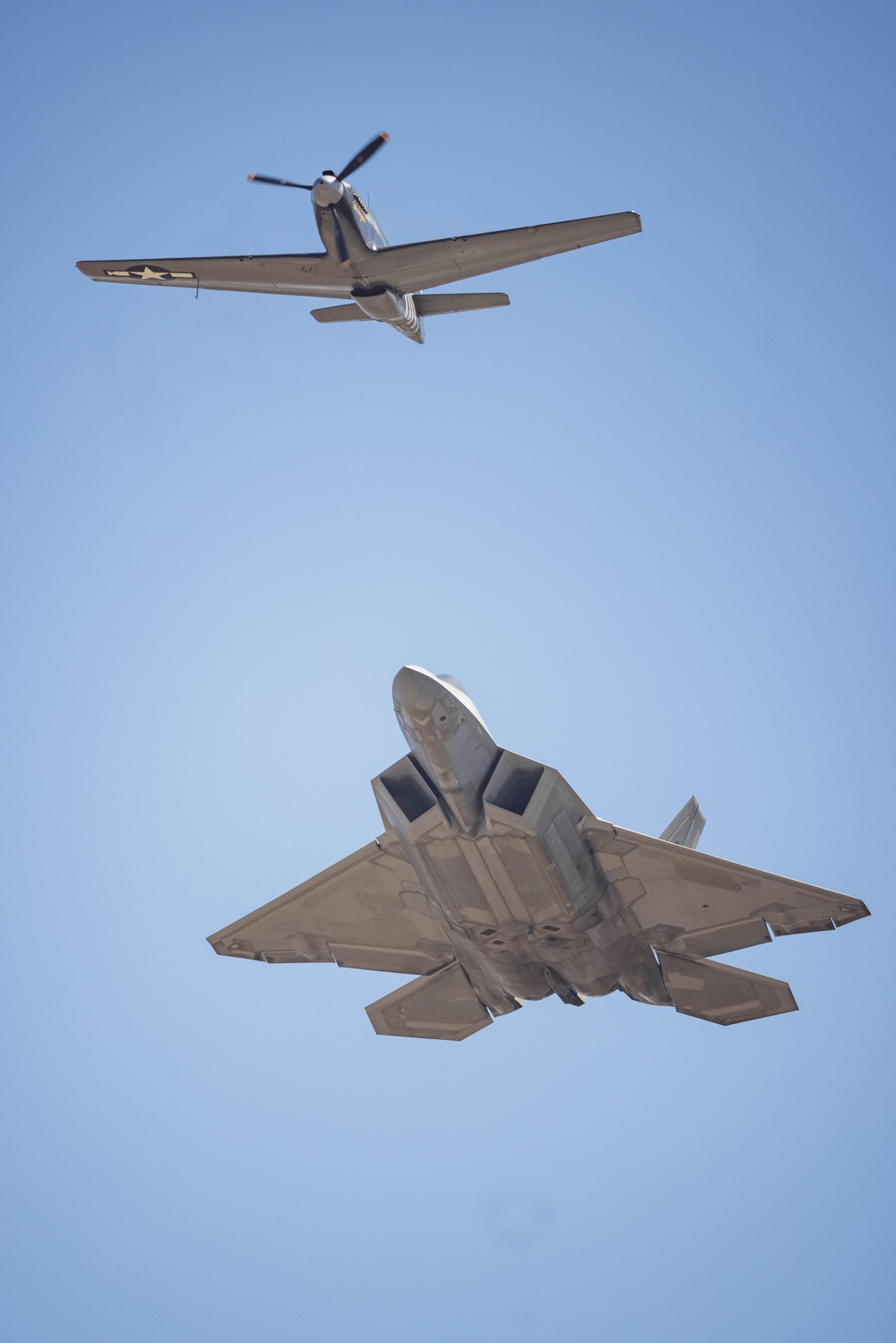 Headline: America's Airshow 2024 Day 1: F-22 Raptor / P-51D Mustang