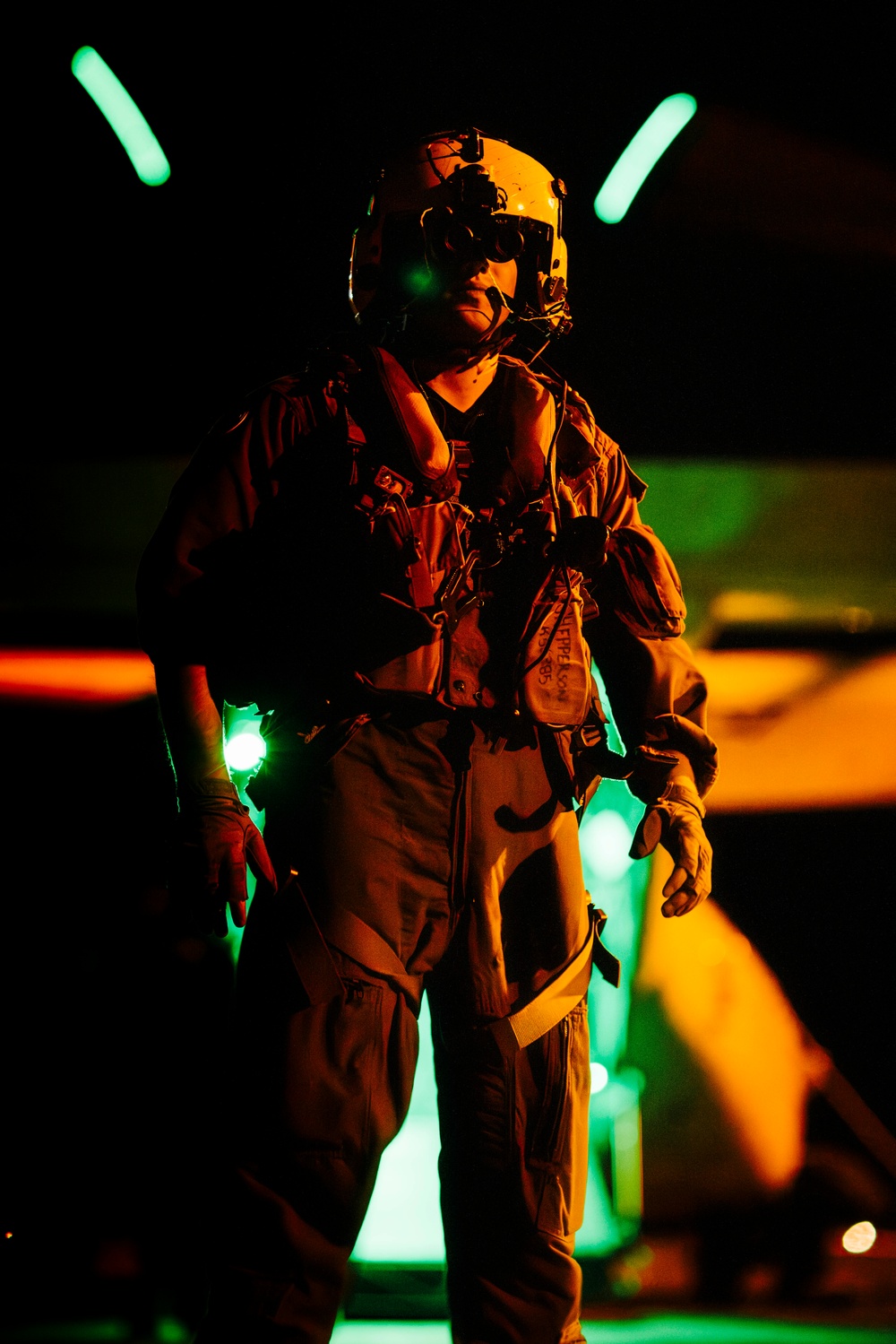 USS George Washington Conducts Night Flight Operations