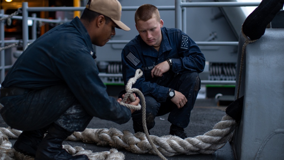 Sailors aboard George Washington conduct sea and anchor evolution