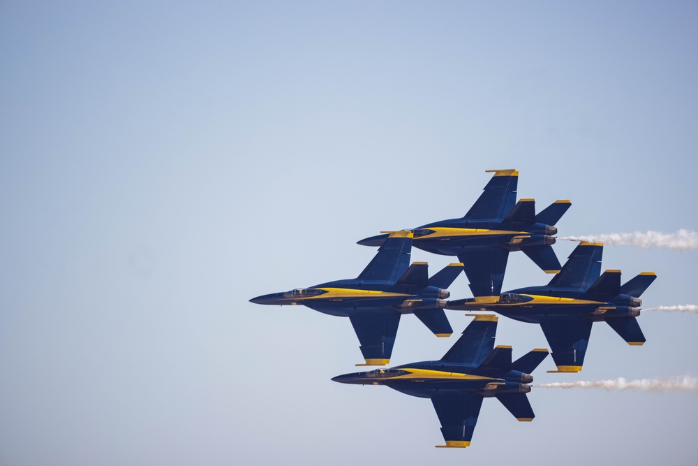 America's Airshow 2024 Day 1: U.S. Navy Blue Angels