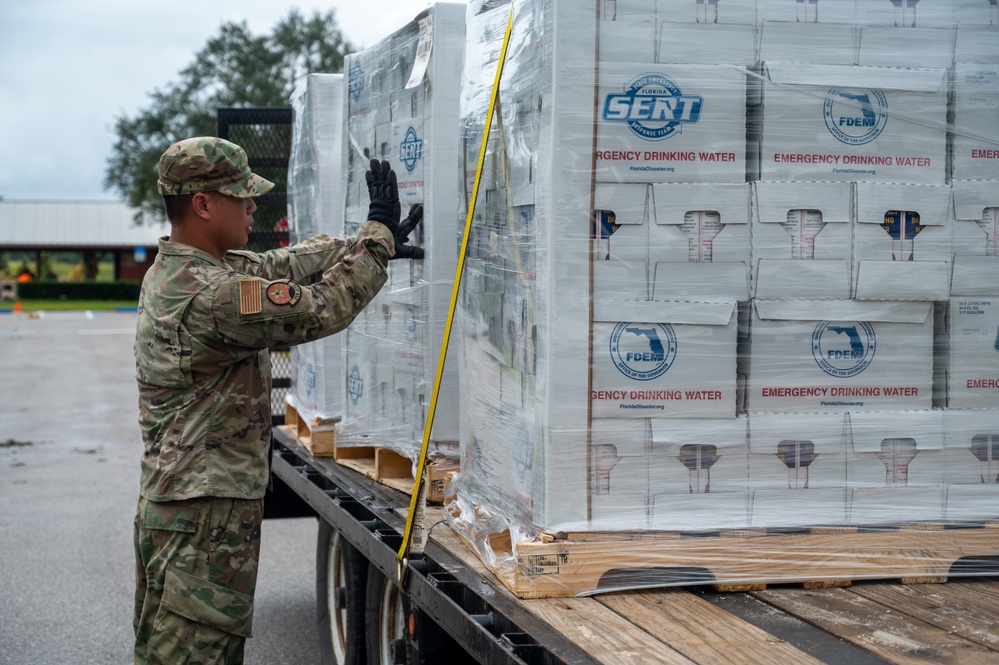 FLANG Airmen deliver essential supplies