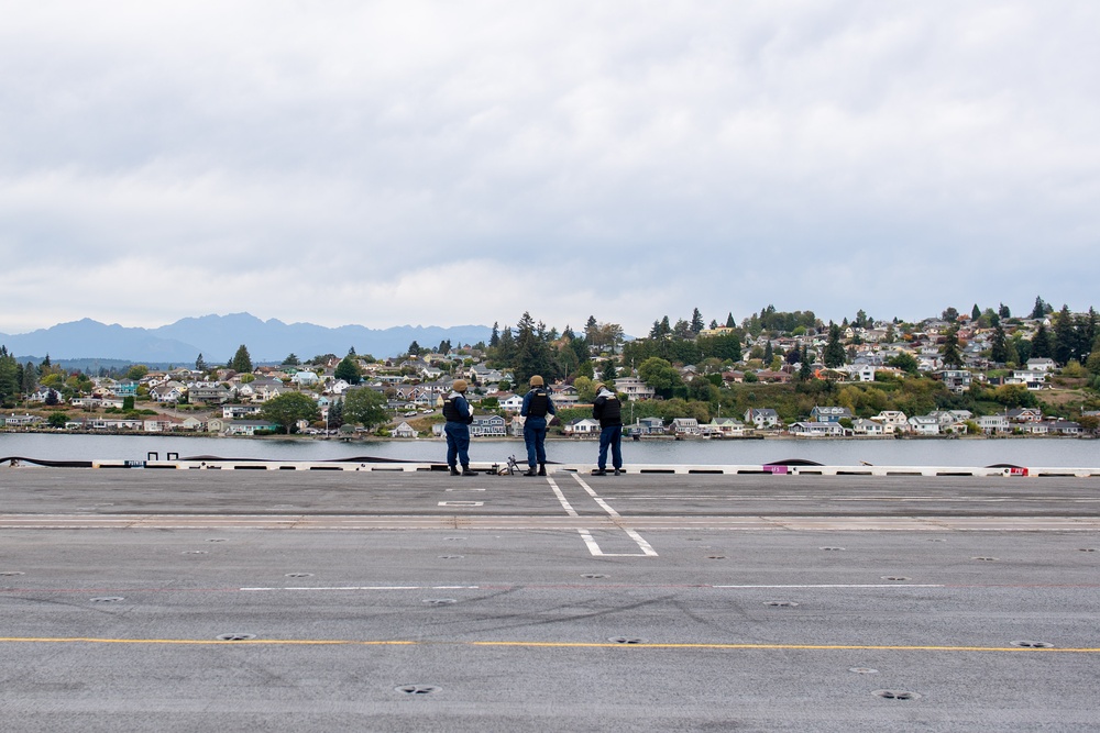 USS Ronald Reagan (CVN 76) departs Naval Base Kitsap Bremerton