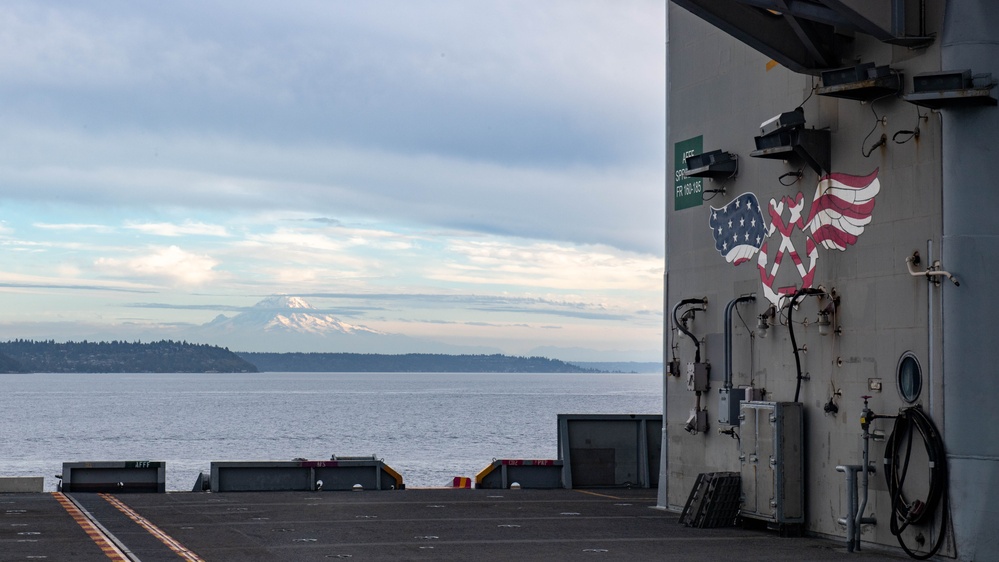 USS Ronald Reagan (CVN 76) departs Naval Base Kitsap Bremerton