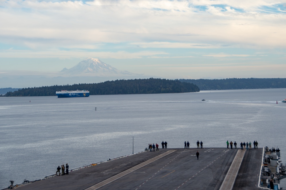 USS Ronald Reagan (CVN 76) departs Naval Base Kitsap Bremerton