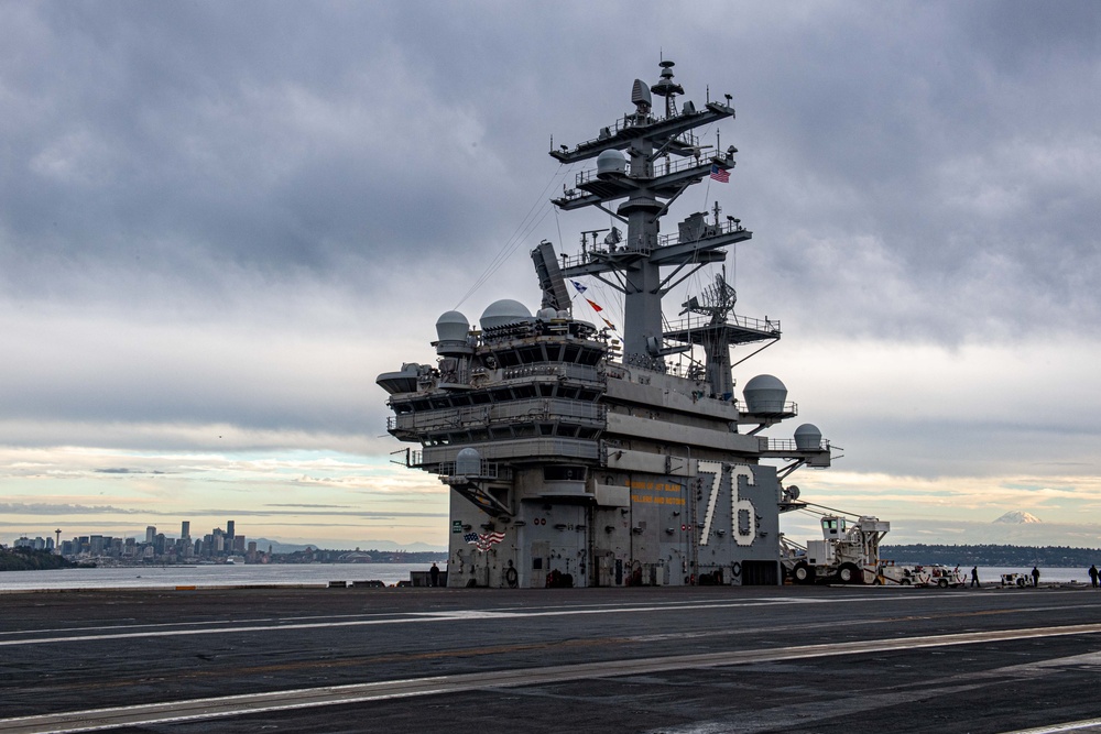 USS Ronald Reagan (CVN 76) departs Naval Base Kitsap Bremerton