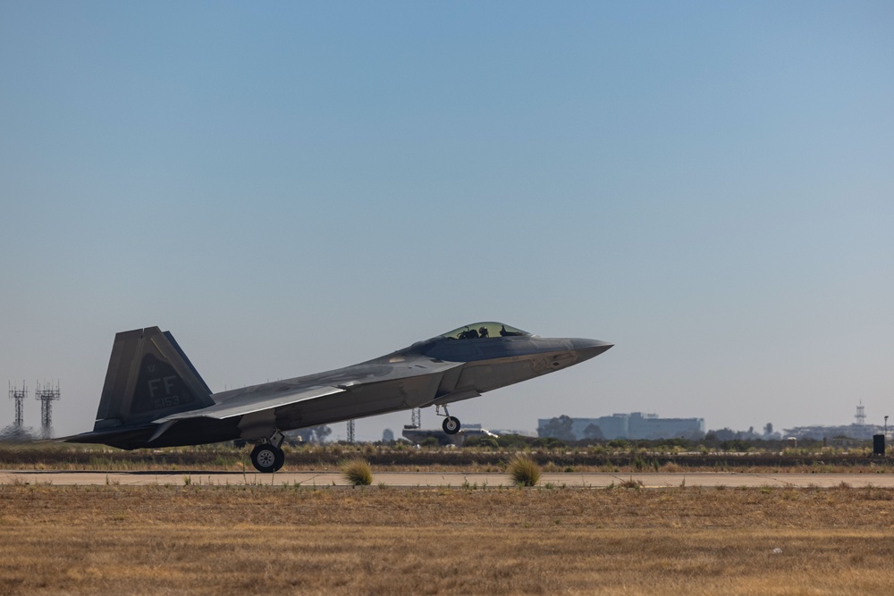 America’s Airshow 2024 Day2: F-22 Raptor/P-51D Mustang