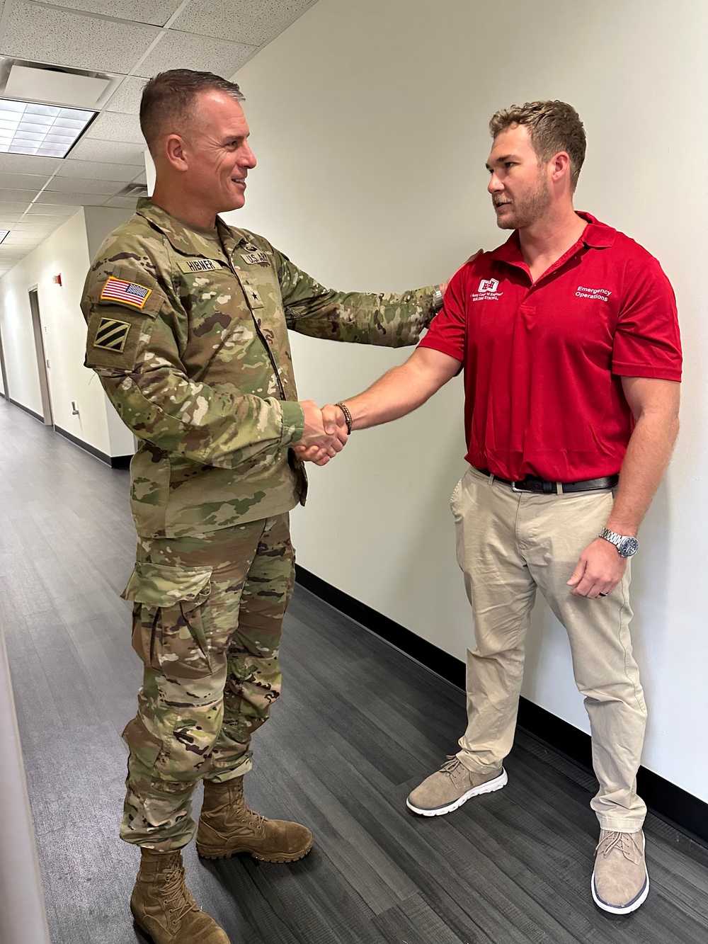 US Army Corps of Engineers, South Atlantic Division Commander Brig. Gen. Daniel Hibner visits Florida EOC