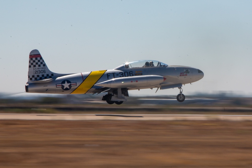 America’s Airshow 2024 Day 2: USAF T-33 Shooting Star Demo