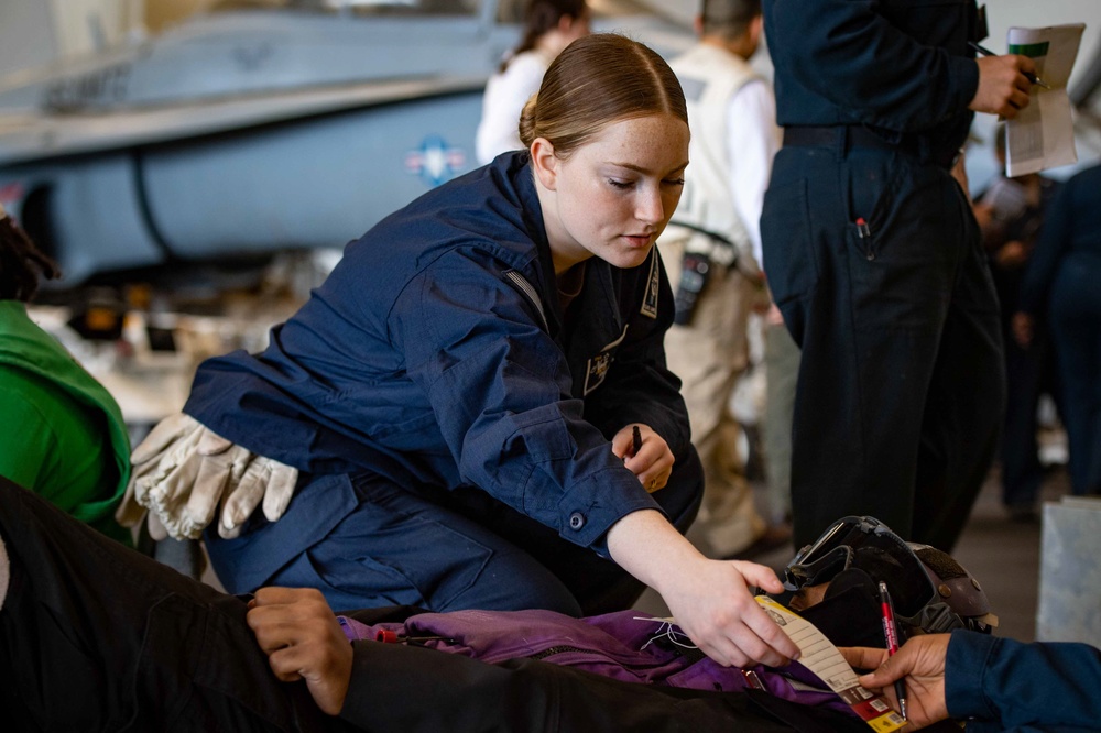 Nimitz Sailors Participate in a Mass Casualty Drill