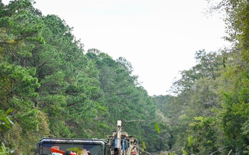 Georgia National Guard Soldiers conduct road clearing operations in Augusta