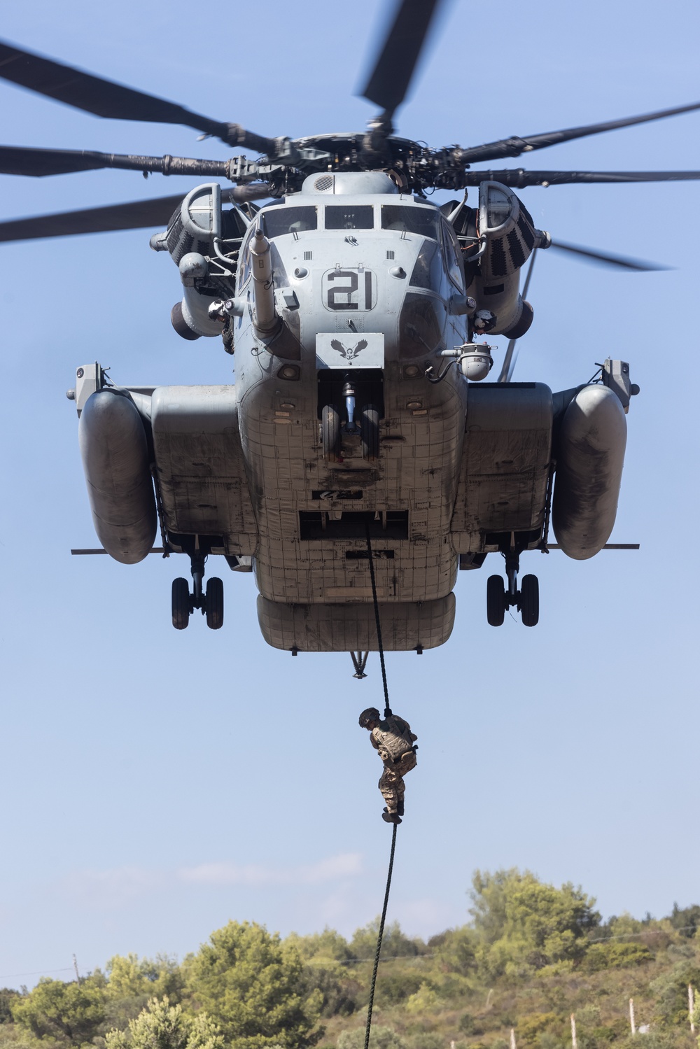 BLT 1/8, 24th MEU (SOC) Marines Conduct Fast Rope Operations with Italian Marines