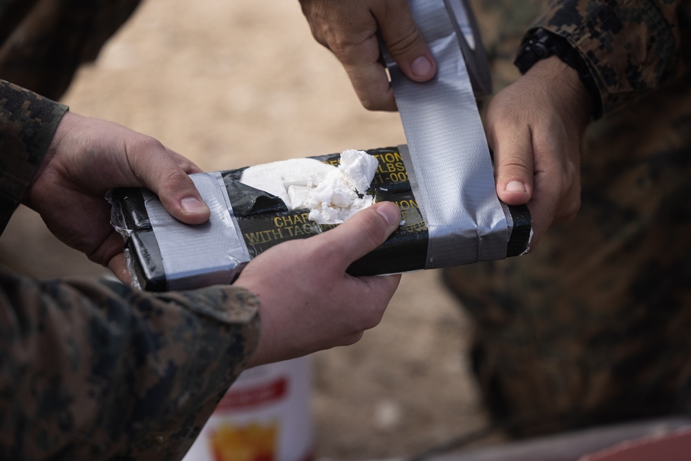 24th MEU (SOC) Demo Range Alongside Italian Marines with 1st San Marco Regiment